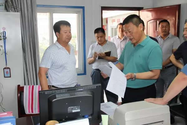 省運管局副局長袁新一行到隴運集團(tuán)公司調(diào)研檢查安全管理工作