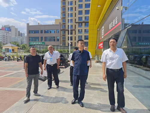 黨委書記、董事長張宏偉在成縣片單位開展工作調(diào)研