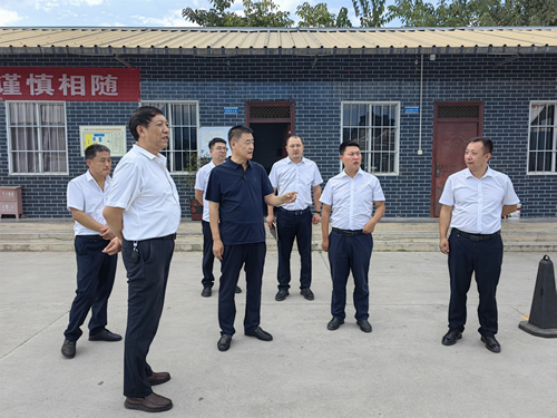 黨委書記、董事長張宏偉在成縣片單位開展工作調(diào)研