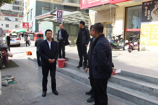 聚焦民生辦實事 優(yōu)化公交惠民生——隴運集團黨委書記、董事長馬明喜調研新開通公交線路